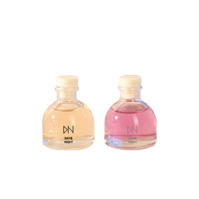 Unique 50ml 100ml decorative glass diffuser bottles with stopper from supplier