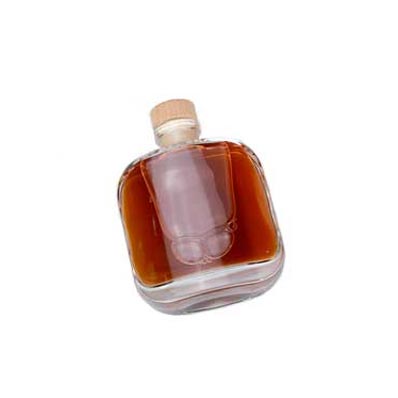 Factory price clear 150ml 5oz glass flask liquor bottle with cork from supplier