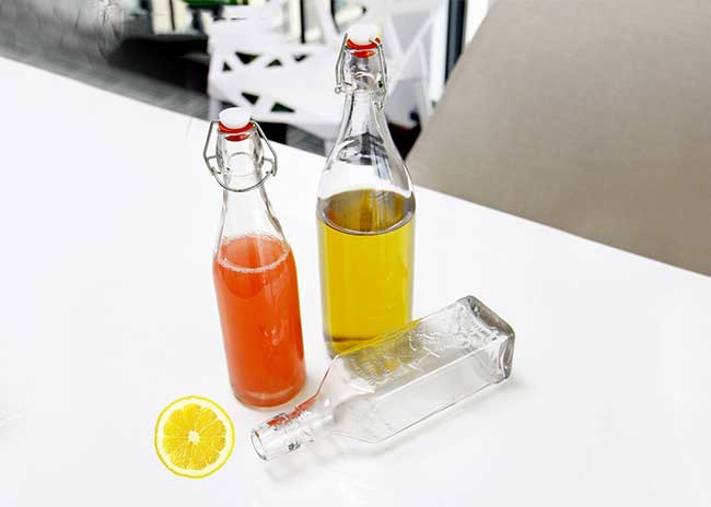 Factory price cheap airtight 250ml swing top glass bottle for sale