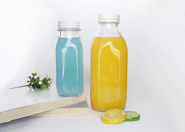 2oz Cute Unique Square Small Glass Bottles with lids , Plastic Cap Recycling Glass Drink Bottles