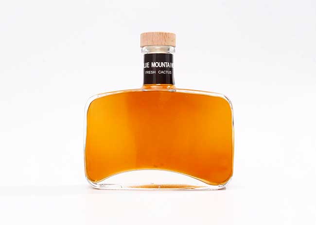 Square 100ml small glass whiskey bottles with cork top bulk sale
