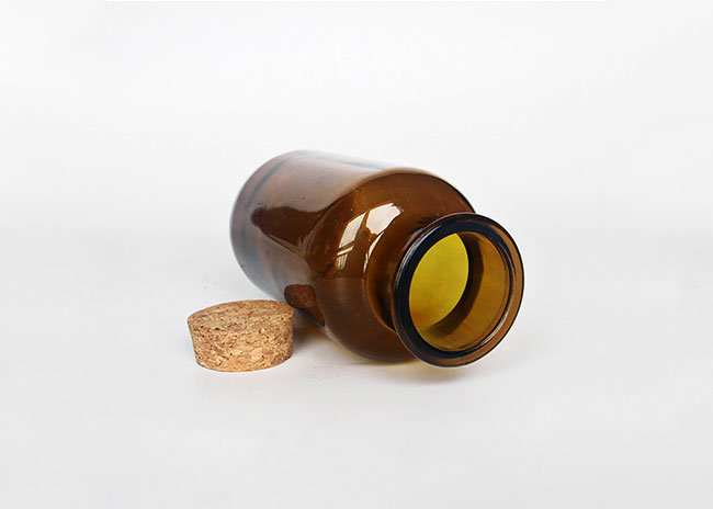 Recyclable airless pharmaceutical glass bottles manufacturers in china