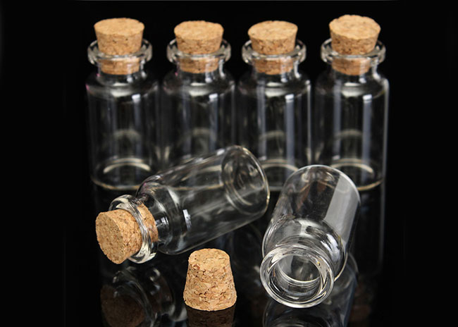 5ml enpty small glass vials with cork tops 