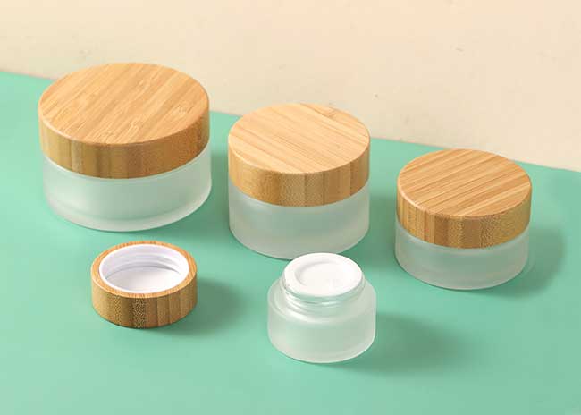 Luxury 30ml 50ml frosted glass cream jars with wood lids for skin cream