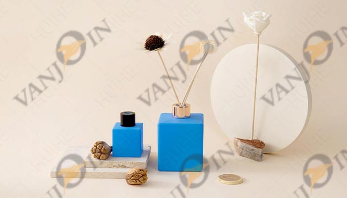 Top 5 Popular Glass Diffuser Bottle Designs