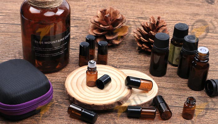 Tinctures 101: Choosing the Right Glass Bottles and Droppers for Your Herbal Products Tinctures 101: Choosing the Right Glass Bottles and Droppers for Your Herbal Products