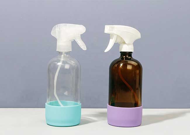 Hot Selling 8oz 16oz boston round glass spray bottle with silicone sleeve