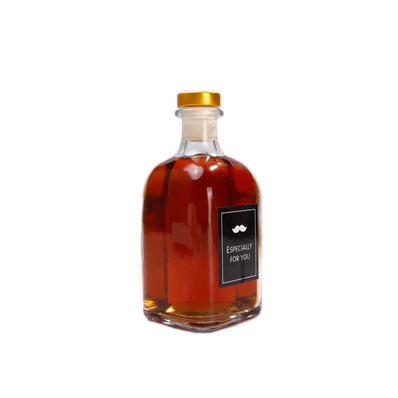 Wholesale 500ml square flint glass wine bottle with cork 