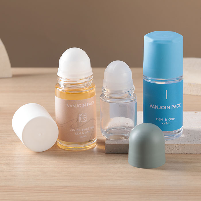 Mini Glass Oil Dropper Bottle Bulk, Clear Essential Small Empty Bottles Sample Containers Perfume Liquid Vials with Cap for Traveling