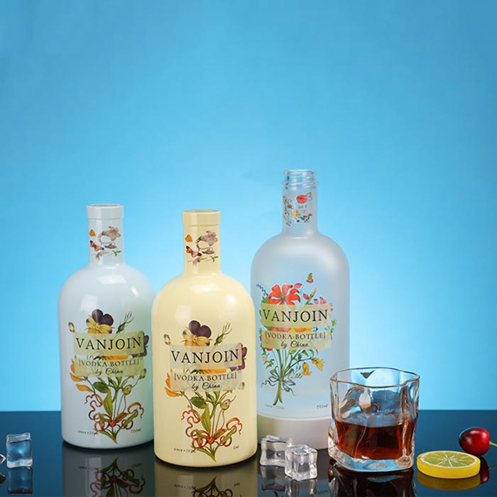 Wholesale 500ml 700ml 750ml 1L Glass Liquor Bottles, custom Wine Bottles with T-Top Cork Stopper, Heavy Base Vodka Whiskey Bottle Dispenser for Beverages, Drinks, Oil, Vinegar, Kombucha Beer